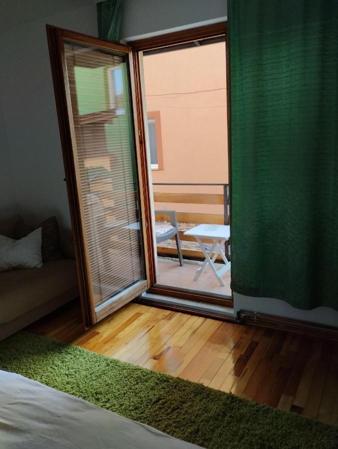 Apartamento Sejmen SJJ Exterior foto